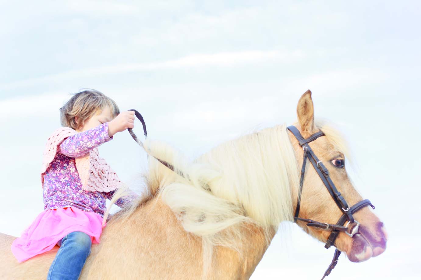 Kids > Sisters006©rosemagic-Nathalie Bougelet
