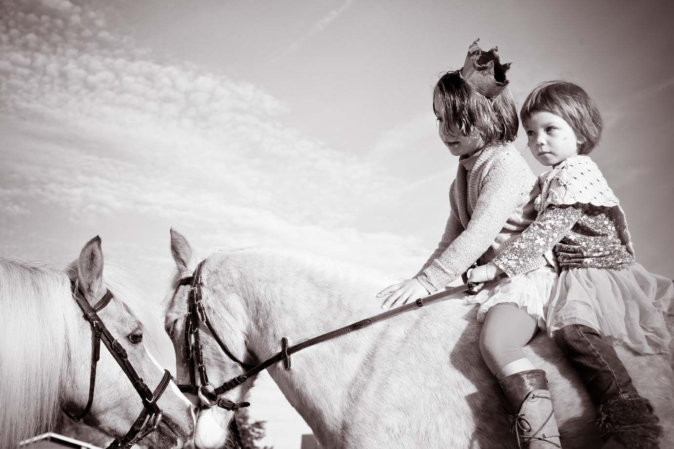 Kids > Sisters027©rosemagic-Nathalie Bougelet